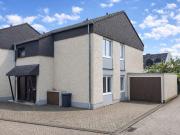 Uni Nähe: Großzügige Obergeschosswohnung mit Balkon