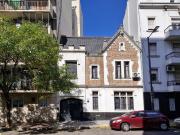 Unica casa en Almagro con cochera cubierta