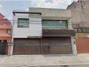 Ünica oportunidad de adquirir un inmueble de...