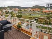 ¡En alquiler! Apartamento de 4 dormitorios en alquiler...