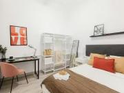 Bonito Habitación en Carrer de Salamanca, L'Eixample