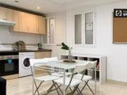 Nuevo Habitación exterior en piso compartido en Puerta...