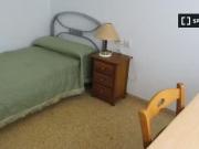 ¡Renta! Se alquila habitación en Trinitat, Valencia