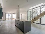 UNIDAD TIPO CASA SUITE JARDÍN QUINCHO 2 COCHERAS BELGRANO R