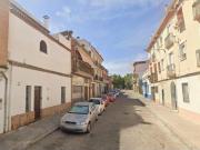 UNIFAMILIAR EN VENTA EN EL BARRIO DE LA HUERTA. ACTIVO...