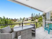 Nice 10/126 Musgrave Street, Coolangatta Apartment for...