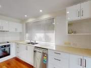 Deal! 13 Applecross Way, Elanora, QLD 4221