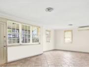 Unique 13 Kimbarra Crescent, Koonawarra House for rent...