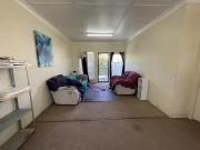 Nice 1/4 Vicki Close, Emerald, QLD 4720