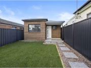 For Rent! 1/50 Endeavour Road, Georges Hall House for...