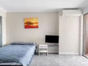 Unique 15A/131 Lonsdale Street, Melbourne Apartment for...