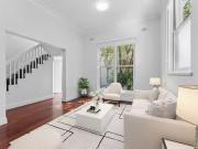 Cozy 162B Queen Street, Woollahra NSW 2025