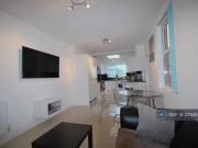 Just in! 1 BA 1 bedroom house share for rent in Clara...