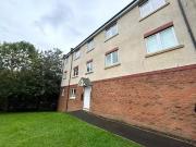 Nice 1 BA 2 bedroom apartment for rent in Farrier Close,...