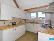 Charming 1 BA 2 bedroom apartment for rent in Matlock...