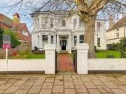 Charming 1 BA 2 bedroom apartment for rent in Richmond...