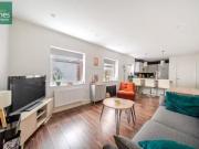 Nice 1 BA 2 bedroom flat for rent in Angel Apartments,...