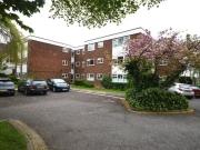 Deal! 1 BA 2 bedroom flat for rent in Lemsford Road, St...