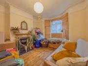 Charming 1 BA 2 bedroom terraced house for rent in...