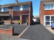 Just in! 1 BA 3 bedroom semi detached house for rent in...