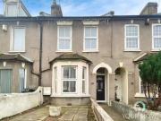 Unique 1 BA 3 bedroom terraced house for rent in Old...