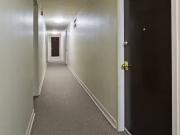 Cozy 1 Bedroom 852 Broadview Ave