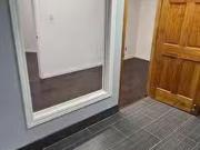 Cozy 203 670 Bloor Street W, Toronto, ON, M6G 1L2 commerci.