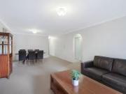Cheap 2/63 Macquarie Street, St Lucia, QLD 4067