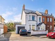 Rental! 2 BA 1 bedroom semi detached house for rent in...