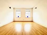 Nice 2 BA 2 bedroom house for rent in Malmesbury Road,...