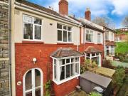 Just in! 2 BA 3 bedroom terraced house for rent in...