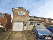 New 2 BA 4 bedroom semi detached house for rent in...