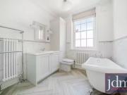 Deal! 2 bedroom apartment for rent in Ascot Court,...