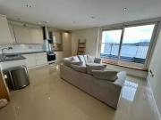 Charming 2 bedroom apartment for rent in Breakwater...