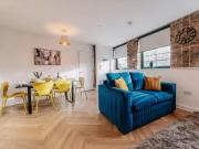 Unique 2 bedroom apartment for rent in Lockside House,...