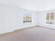 Deal! 2 bedroom flat for rent in Crescent Road, Regency...
