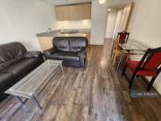 Unique 2 bedroom flat for rent in Esinteraction Street,...
