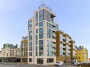 Nice 2 bedroom flat for rent in Kingsway, Hove, East...