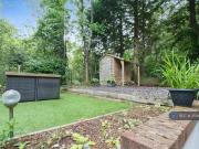 Just in! 2 bedroom flat for rent in Meyrick Park...