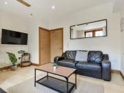 Cozy 2 bedroom flat for rent in Milliner House, 105 Old...