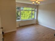 For Rent! 2 bedroom flat for rent in Rowans Court,...