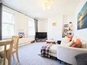 Nice 2 bedroom Flat to rent, Roland Road, Walthamstow,...