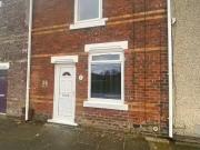 Unique 2 bedroom terraced house for rent in Victoria...