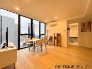 Charming 2 BR 5401/60 Abeckett Street, Melbourne, VIC 3000