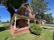 Cheap 2 BR B 228 Bayfield Street, Barrie, ON, L4M 3B7 hous.