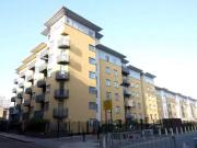 Cheap 2 BR Cremer Street, London, E2 8HR