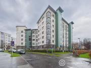 Charming 2 BR Property to rent in Lochend Park View,...