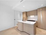 Just in! 3109/63 La Trobe Street, Melbourne Apartment...