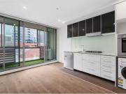 Cheap 314/429 Spencer Street, West Melbourne Apartment...
