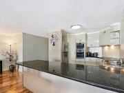 Charming 33/132 136 Duporth Avenue, Maroochydore, QLD 4558